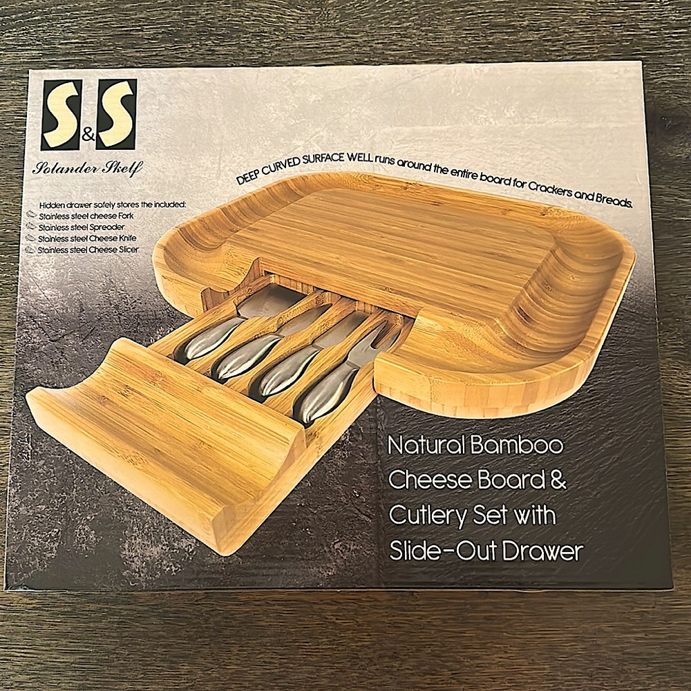 Brand New Solander & Skelf Natural Bamboo Charcuterie Board